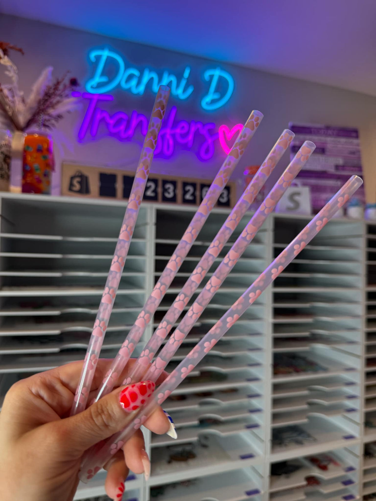 Pink Paw Print Straw  (Standard Straw Size) (1 STRAW)