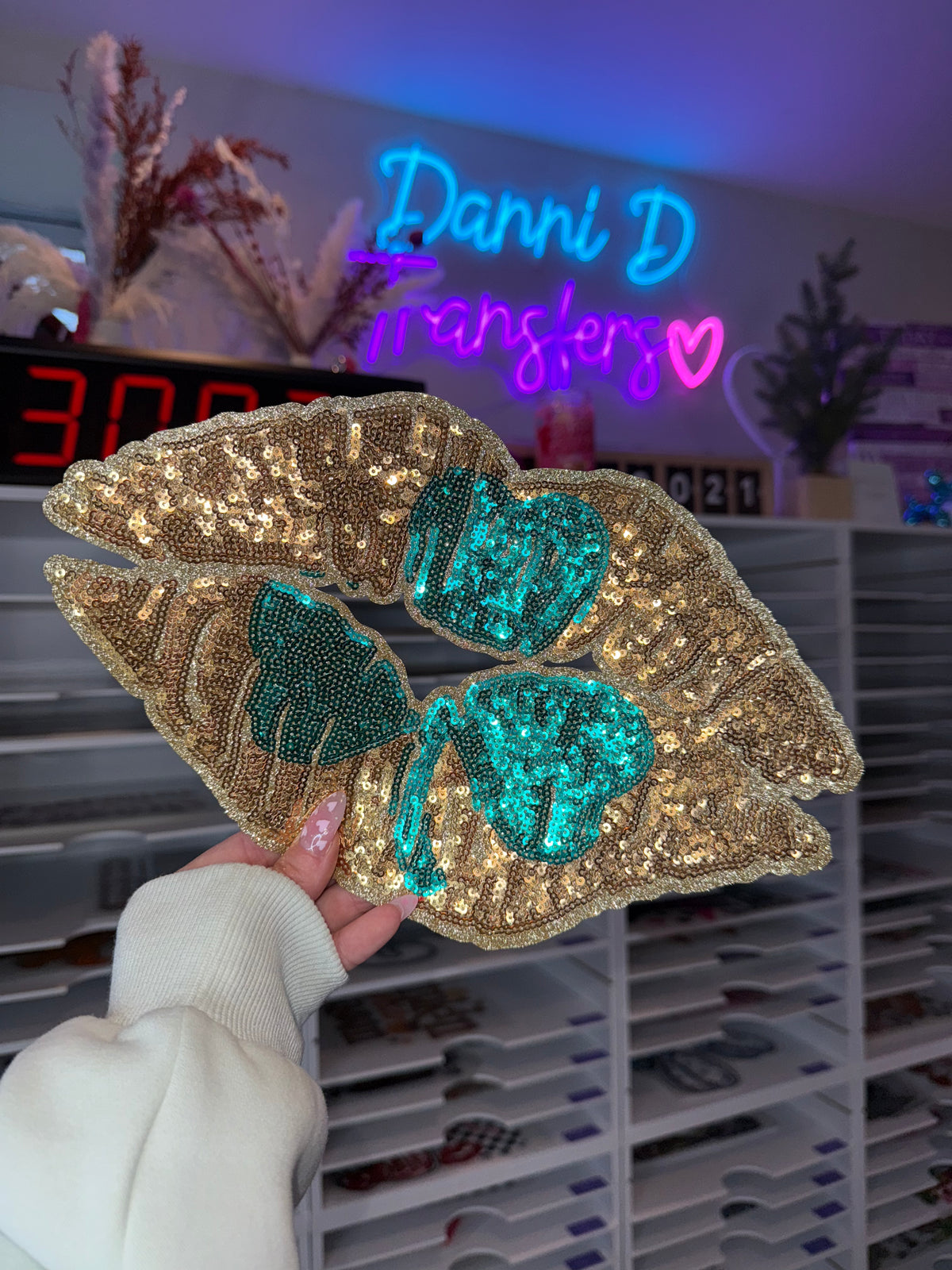Clover Lips Sequin Chenille Patch