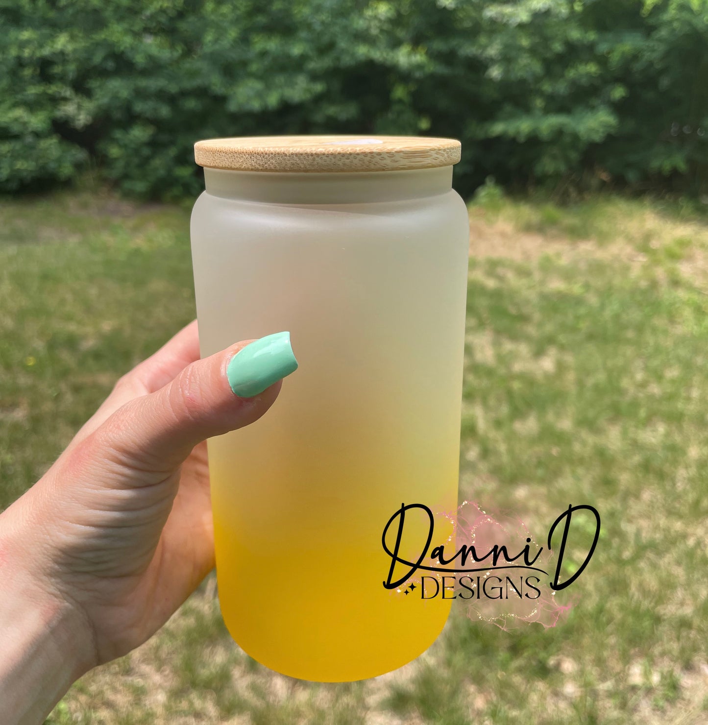 16 oz. Yellow ombré glass can