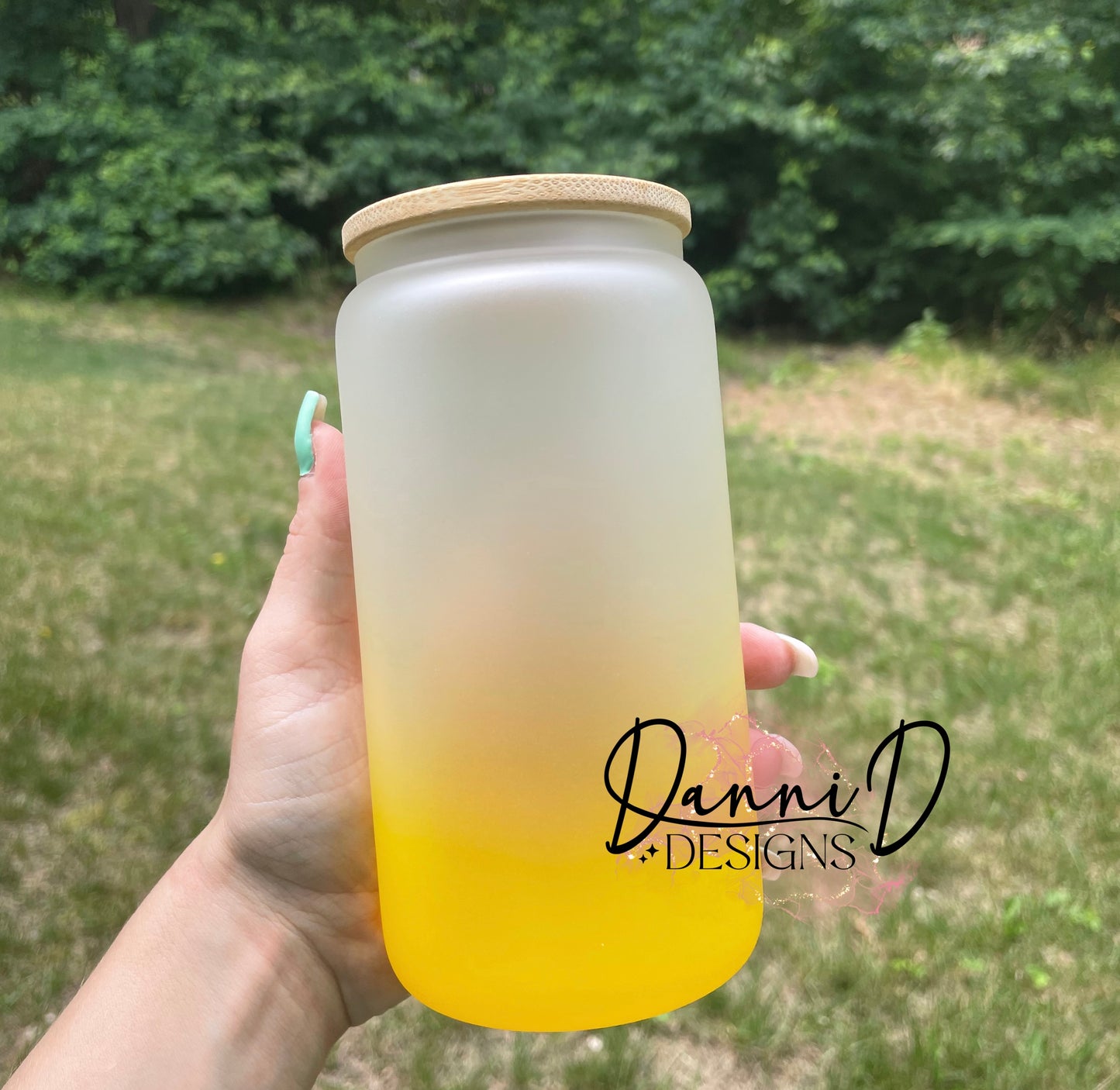 16 oz. Yellow ombré glass can